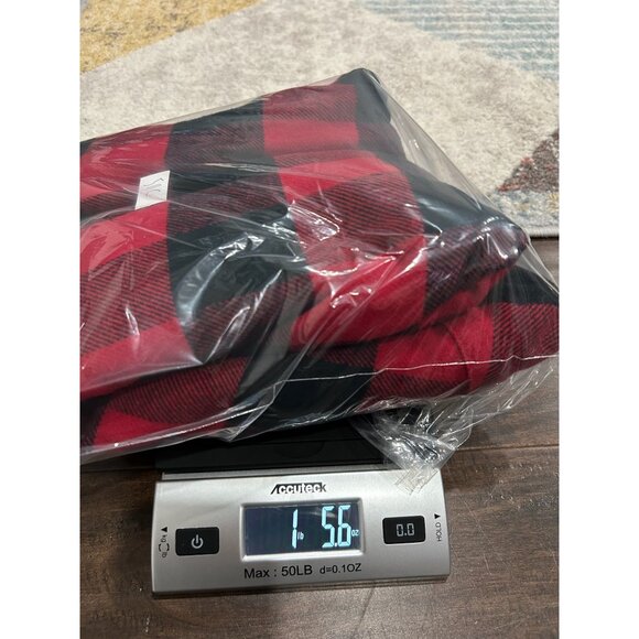 Newport News Red Black Buffalo Plaid Button-Up Cape Jacket Oversized Collar Sz M - Picture 8 of 9